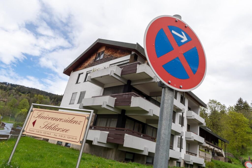 242091483-1 dpa _Schliersee_ Peter Kneffel,  extra Honorar