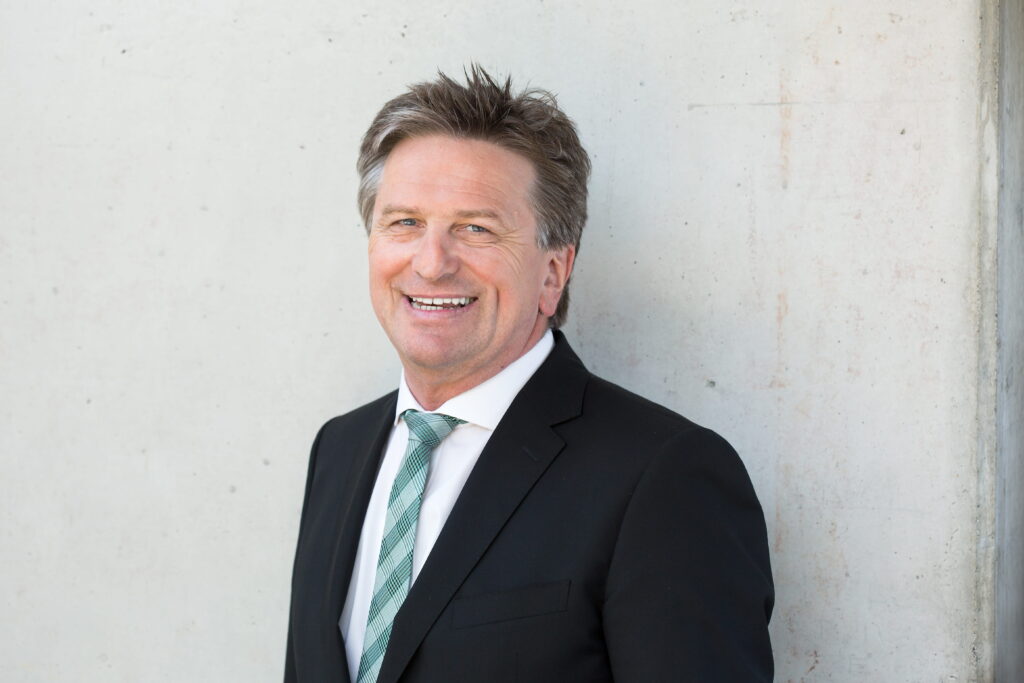 Manne Lucha (Grüne), Sozialminister Baden-Württemberg