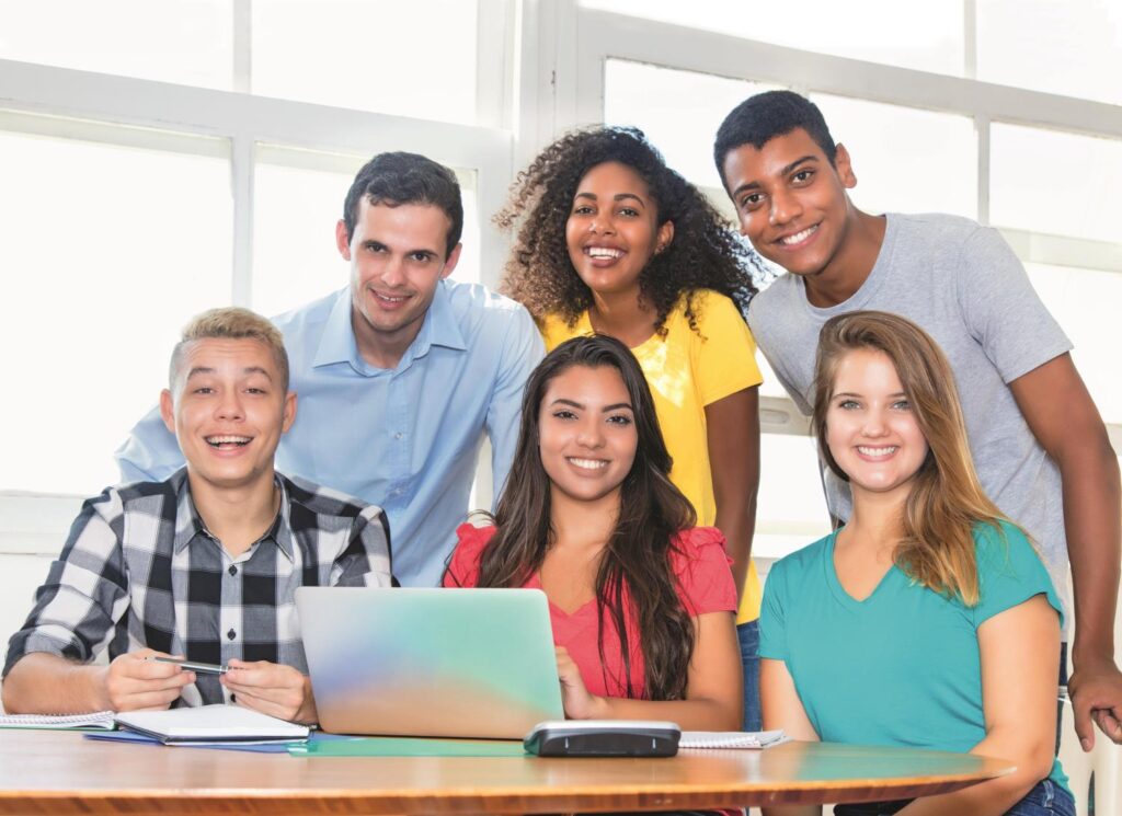 Schüler_Ausland_AdobeStock_204986527_Daniel_Ernst.jpeg