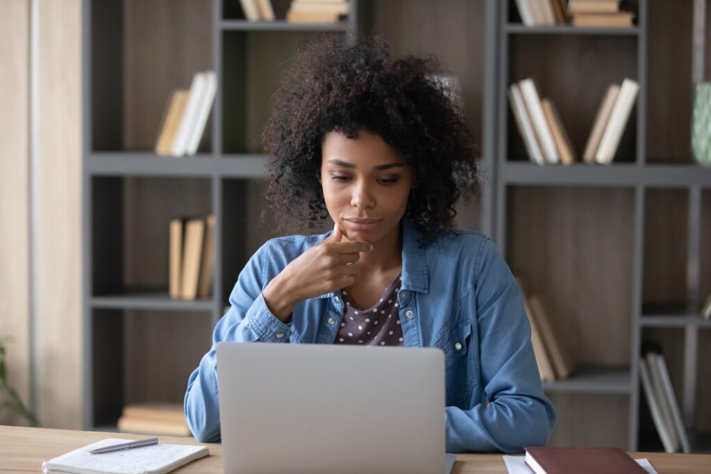 e-learning_AdobeStock_ fizkes