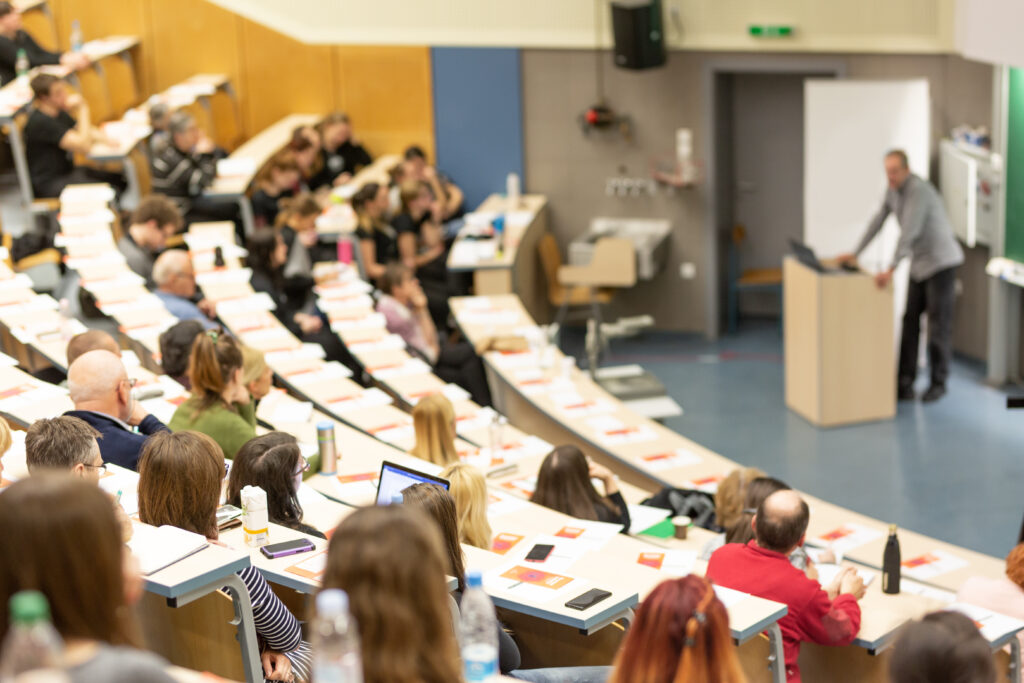 Studierende im Hörsaal