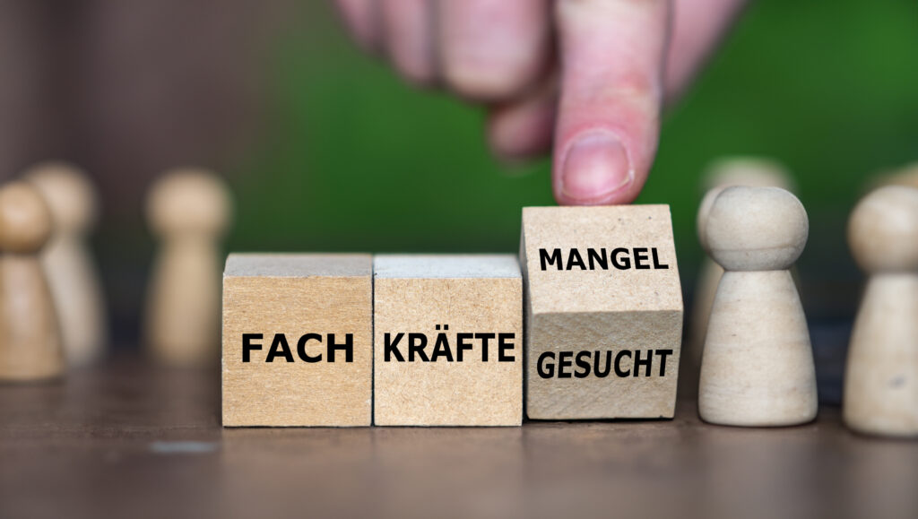 Personalmangel, Fachkräftemangel