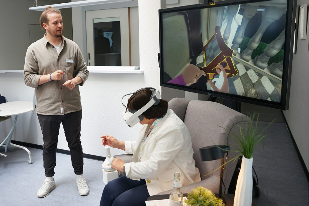 Technologien wie Virtual und Augmented Reality sind Teil der Forschung des Clusters "Zukunft der Pflege“.