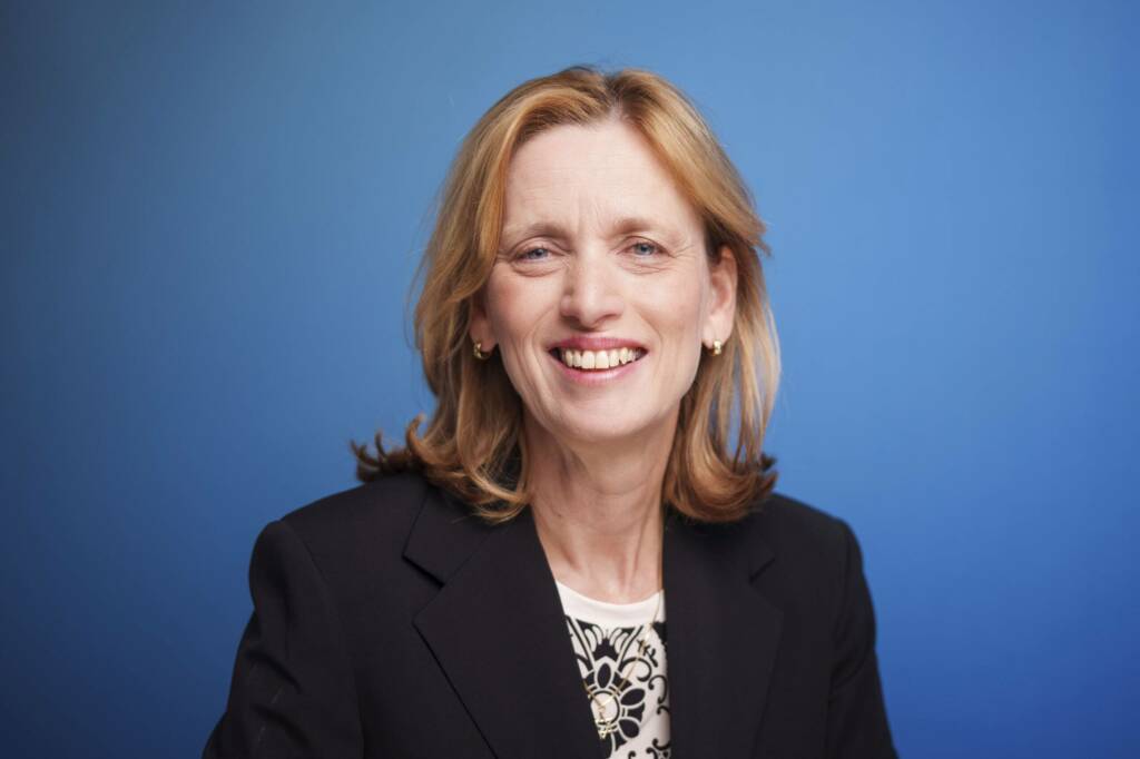 Bundesministerin für Bildung, Familie, Senioren, Frauen und Jugend K