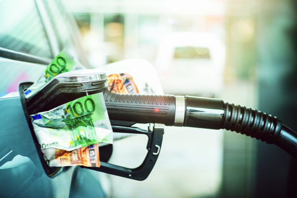 Spritkosten Benzin Tanken Geld